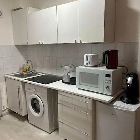 10 Eme Apartament